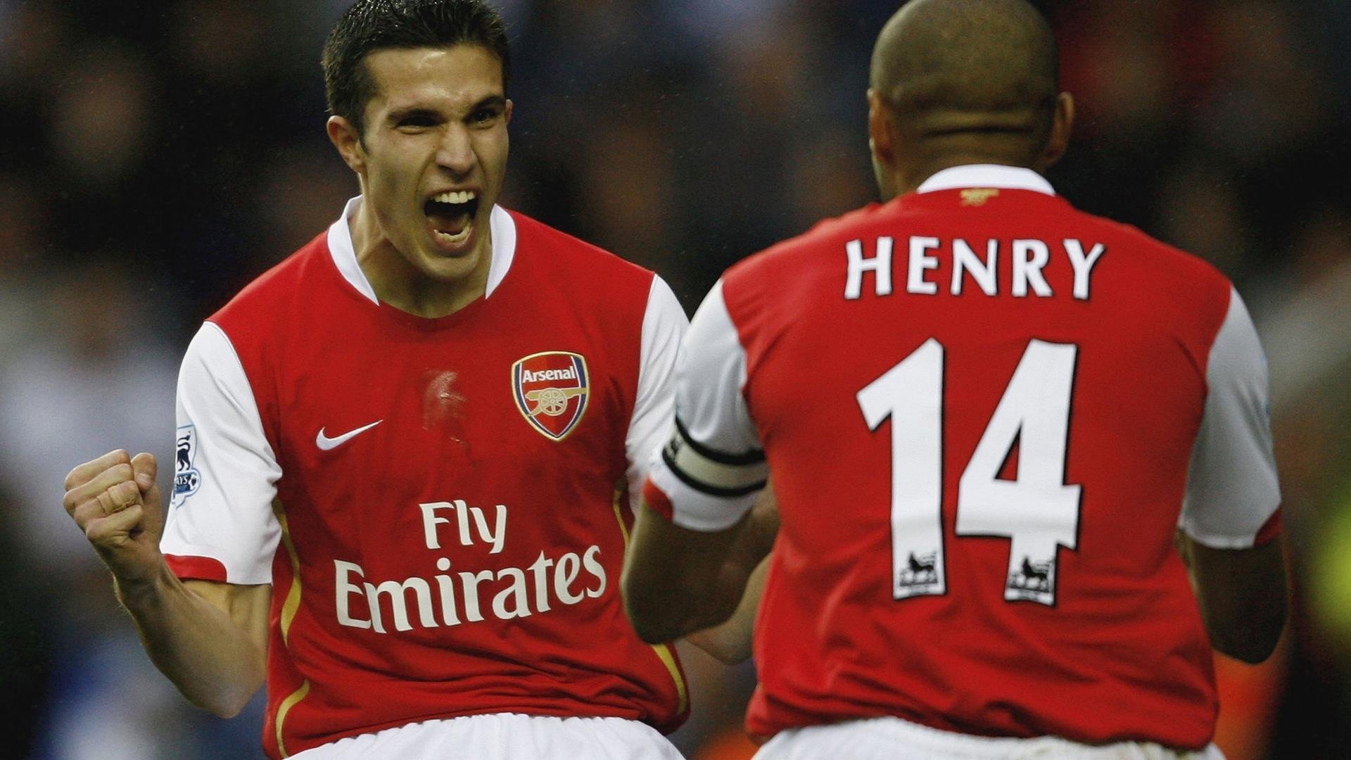 总决赛转会风云：俄克拉荷马城雷霆盯上锋线强援，萨拉赫或成交易筹码-开云精彩